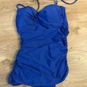 Beautiful blue old navy swimsuit